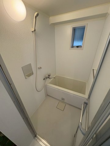 大阪市西区江戸堀３丁目の賃貸マンションの浴室