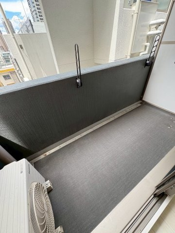 大阪市西区靱本町２丁目の賃貸マンションのバルコニー