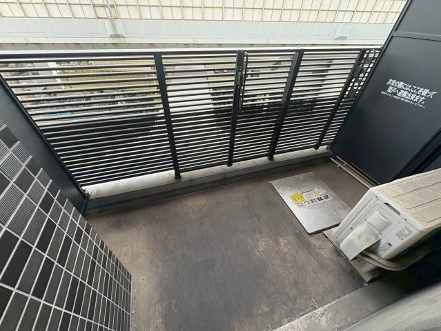 大阪市西区九条２丁目の賃貸マンションのバルコニー