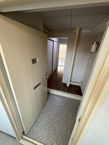 大阪市西区南堀江４丁目の賃貸マンションの玄関