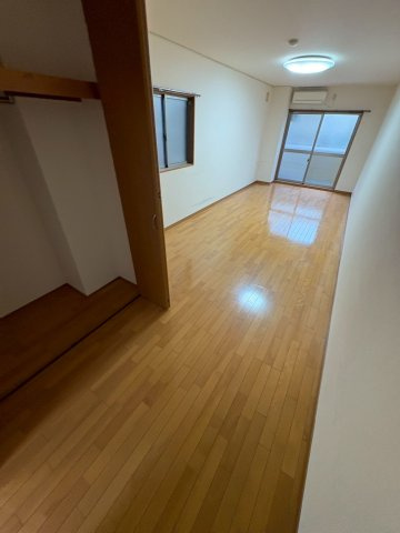 大阪市西区九条１丁目の賃貸マンションの居間・リビング