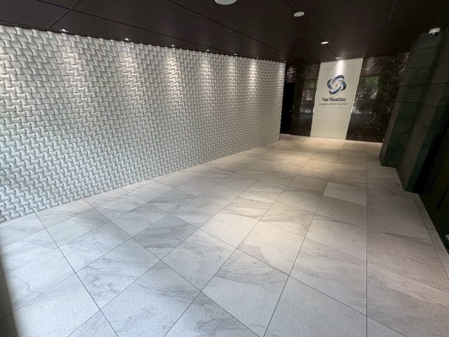 大阪市西区江戸堀３丁目の賃貸マンションのロビー