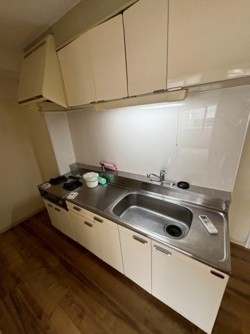 大阪市西区京町堀３丁目の賃貸マンションのキッチン