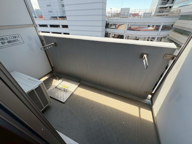 大阪市福島区海老江１丁目の賃貸マンションのバルコニー