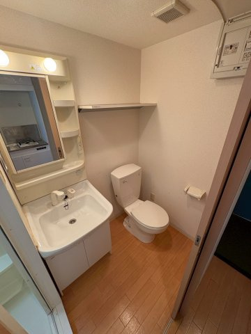 大阪市福島区海老江１丁目の賃貸マンションのトイレ