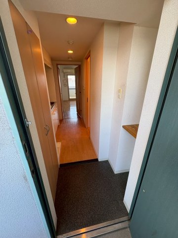 大阪市福島区海老江１丁目の賃貸マンションの玄関