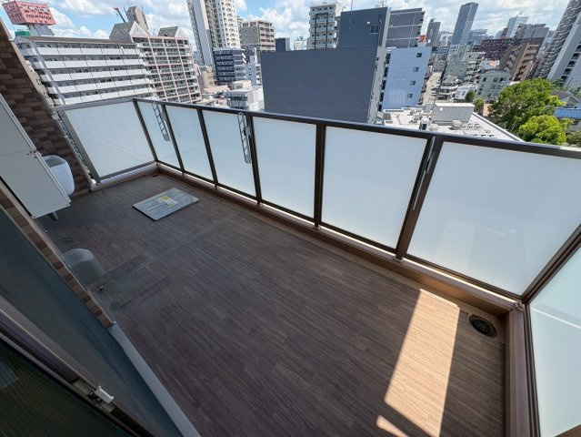 大阪市福島区吉野５丁目の賃貸マンションのバルコニー