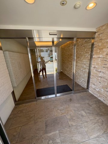 大阪市福島区吉野５丁目の賃貸マンションのロビー