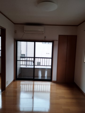 MJコーポⅡの居間・リビング