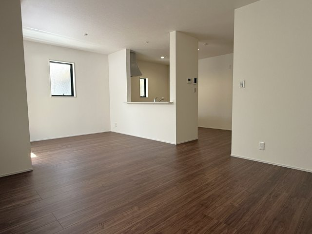 神戸市垂水区北舞子３丁目新築戸建の居間・リビング