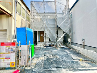 【外観】 | 南花田町　新築一戸建 | トイレ１階と２階の２ヶ所あります！忙しい朝や家族の多いご家庭も安心ですね♪