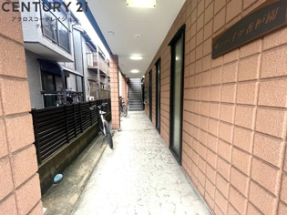サンハイツ香枦園のエントランス