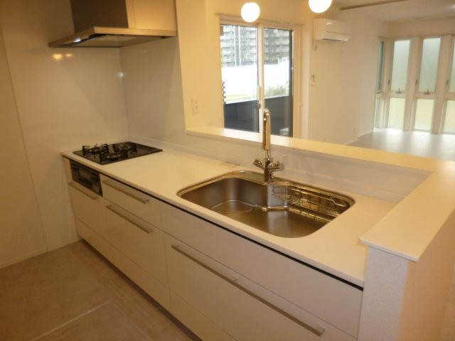 カンパニュラのキッチン|３口ガスコンロ付システムキッチン