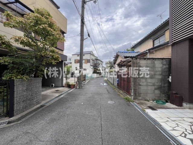 出口5丁目　中古一戸建ての前面道路含む現地写真|■物件内覧・資金計画相談・住宅ローン相談、リフォーム相談、お問合せ受付中■
※当日・翌日のご内覧、ご相談はお電話でのお問合せがスムーズです！