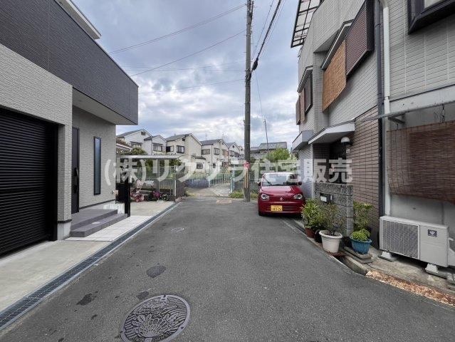 出口5丁目　中古一戸建ての前面道路含む現地写真|■物件内覧・資金計画相談・住宅ローン相談、リフォーム相談、お問合せ受付中■
※当日・翌日のご内覧、ご相談はお電話でのお問合せがスムーズです！