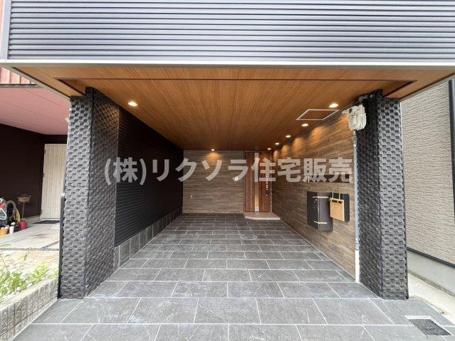 出口5丁目　中古一戸建ての駐車場|■物件内覧・資金計画相談・住宅ローン相談、リフォーム相談、お問合せ受付中■
※当日・翌日のご内覧、ご相談はお電話でのお問合せがスムーズです！