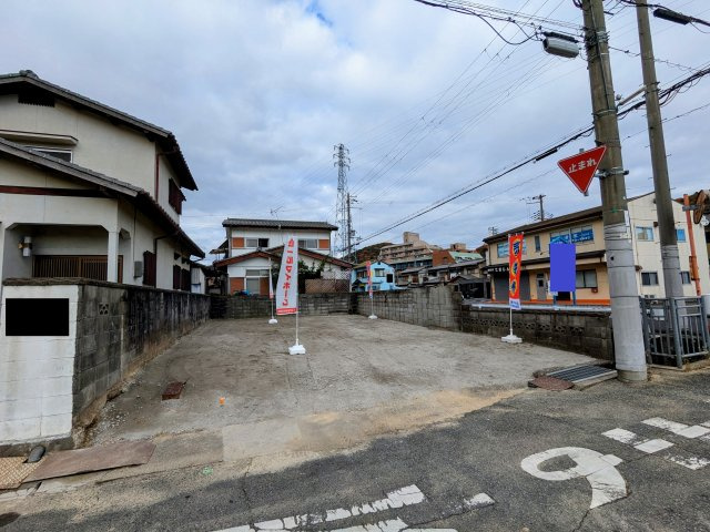 青山土地