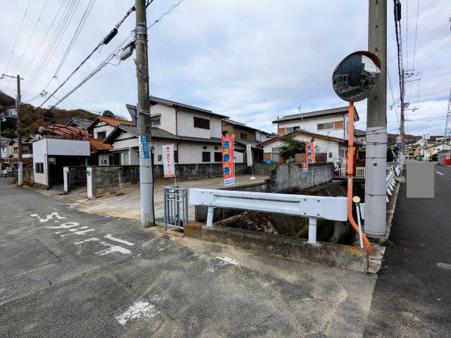 青山土地