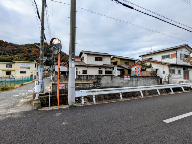 青山土地