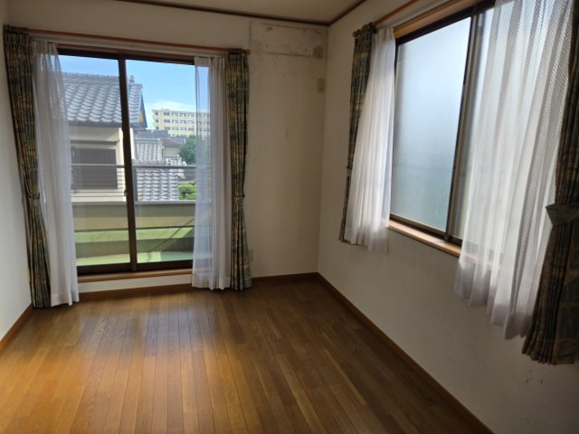 春日井石尾台の洋室