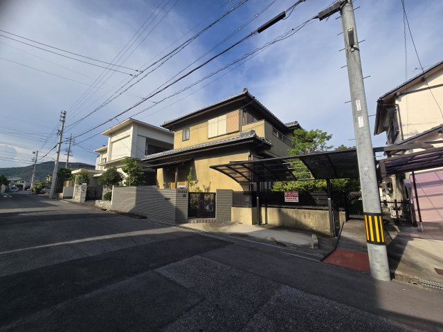 春日井石尾台の前面道路含む現地写真