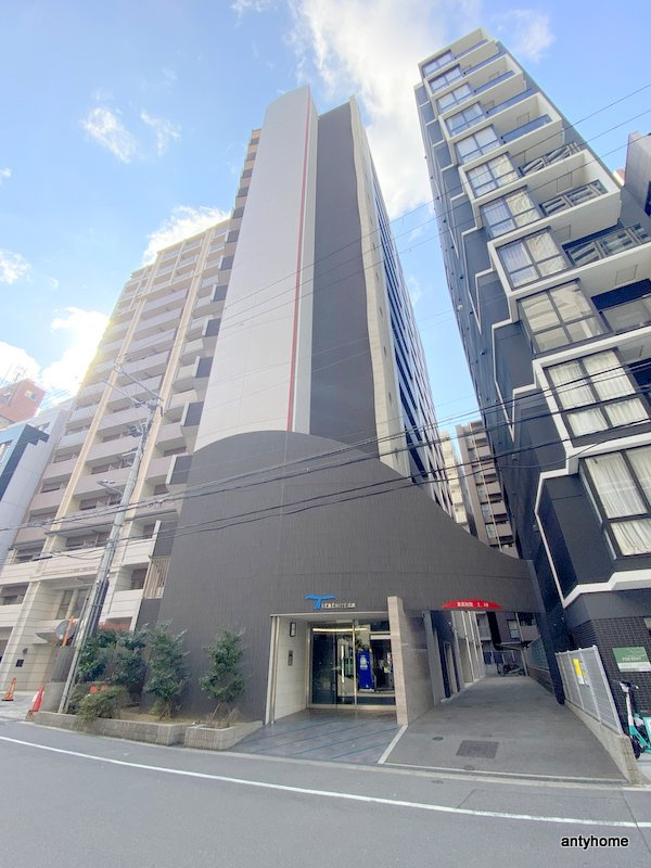 SERENiTE北浜　仲介手数料無料の外観