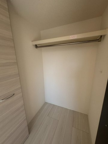 Ｄ-ＲＯＯＭ ＰＲＥＭＩＵＭ 多磨霊園駅の収納