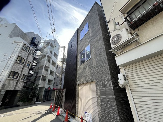 大阪市北区長柄西１丁目の店舗事務所の外観