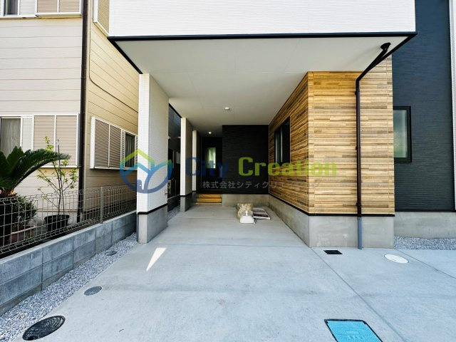 茅ヶ崎市共恵1期　新築戸建　全1棟1号棟の駐車場