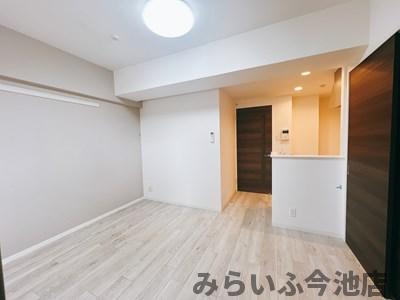 【洋室】 | アビタシオン今池パルク | 10.6帖