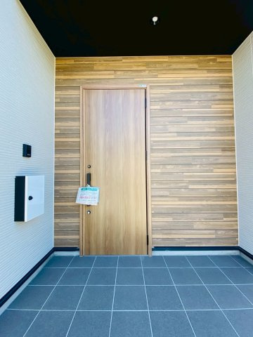 ケイアイエルデ／南区御幸西／１号棟の玄関