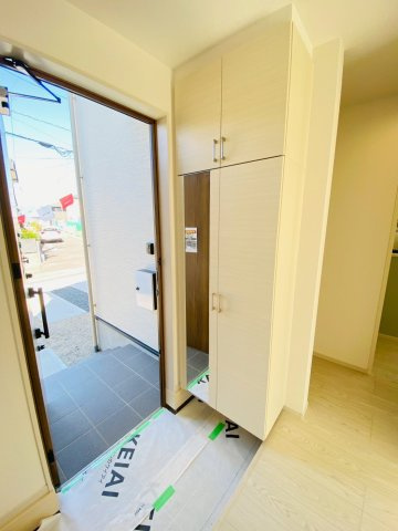 ケイアイエルデ／南区御幸西／１号棟の玄関