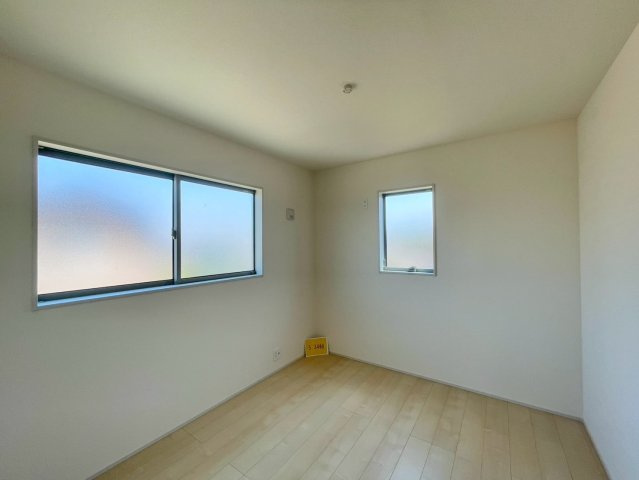 【洋室】 | 伊勢崎市長沼町　5号棟