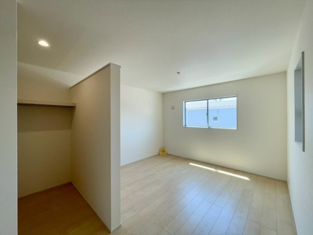 【洋室】 | 伊勢崎市長沼町　5号棟