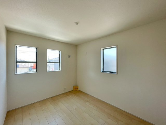 【洋室】 | 伊勢崎市長沼町　5号棟