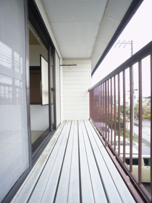 【バルコニー】 | リンゴハウス | 日当たり良好！お洗濯物がたくさん干せます♪