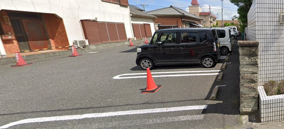 市原市五井中央西３丁目の賃貸マンションの駐車場