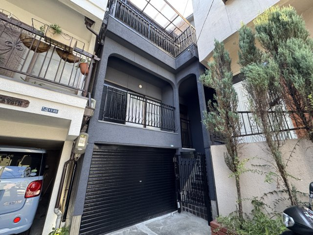 吹田市春日一丁目戸建