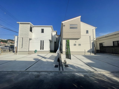 【外観】 | うるま市豊原2期（全3棟）2・3号棟 | 1・2号棟　並列駐車2台可♪