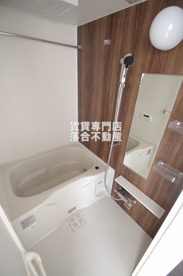 【浴室】 | ニューインサイド | 追い炊き機能、浴室乾燥機付き♪