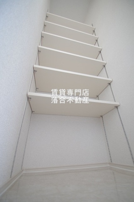 【収納】 | ニューインサイド | たっぷり収納できるシューズ収納♪