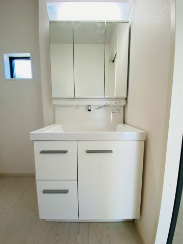 ケイアイエルデ／南区御幸西／２号棟の独立洗面台