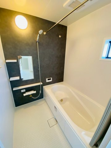 ケイアイエルデ／南区御幸西／２号棟の浴室