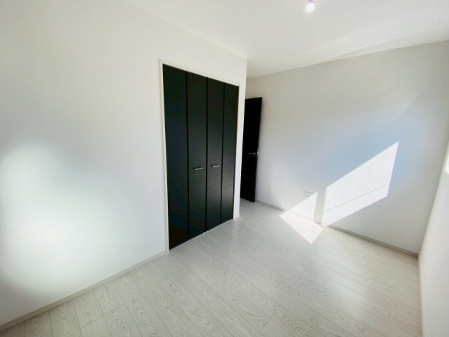 ケイアイエルデ／南区御幸西／２号棟の洋室