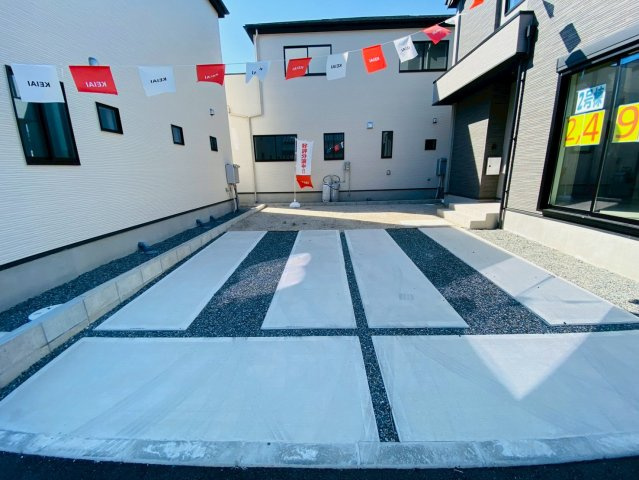 ケイアイエルデ／南区御幸西／２号棟の駐車場