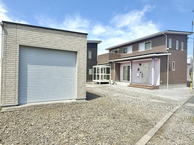 【中古戸建】高崎市上滝町の間取り|■外観｜閑静な住宅街で始める新しい暮らし♪開放的な毎日をあなたへ(^^♪