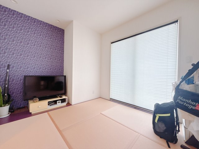 【中古戸建】高崎市上滝町の和室|■1階和室｜和室を書斎にしたり、冬にはコタツを敷いて家族みんなで年越しをするのもいいですね。家族みんなのお気に入りの空間になります♪