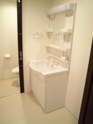 【洗面所】 | クリスタルコート