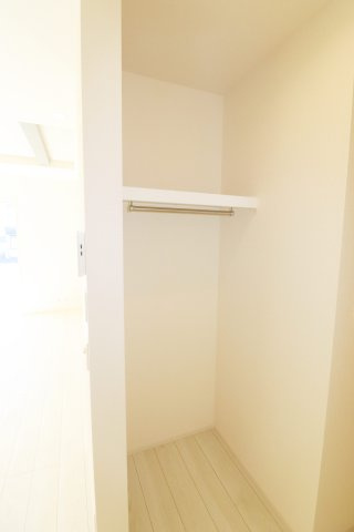 郡山市安積町南長久保1丁目　　　２号棟　　　安積３小学校、安積２中学区の収納