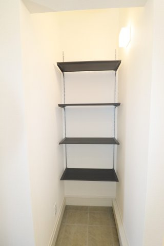 郡山市安積町南長久保1丁目　　　２号棟　　　安積３小学校、安積２中学区の収納